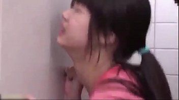 xxxสาวน้อยวัย17 โดนข่มขืนเล็วโดนเย็ดในห้องน้ำ สวนสาธารณะ โดนควยแทงข้างหลังเสียวหีทะลุถึงหัวใจ