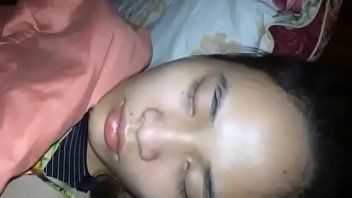 ดูหนังเอ็กxxxลักหลับลูกพี่ลูกน้องข้างบ้านหีสวยมากหมอยเรียงรายเจอควยอันยาวใหญ่ยัดใส่หี