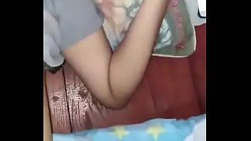 เงี่ยนจับเย็ดแฟนเด็กม.ต้นขนเพิ่งอุยๆเอาควยลุยเข้าไปเย็ดหี