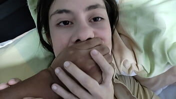 หนูอย่าร้องดังอาเงี่ยนขอเย็ดที่นึงเบาๆxxxหื่นกามเย็ดหีหลานสาววัยรุ่น