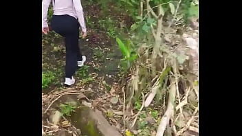 Xxxเย็ดนายหน้าขายที่หุ่นอวบดีลองชวนเย็ดน้องดันเงี่ยนพอดี