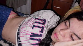 หนังฝรั่งนะ nungxxx เย็ดหีน้องสาวติดแม่เลี้ยง จ้างน้องอมควยถ้าจะเอาหีด้วย2000พี่ว่าไง