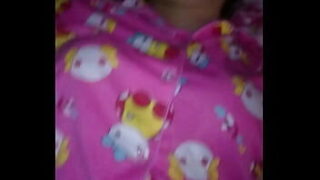 สาวอวบวัยรุ่นนมใหญ่ ใส่ชุดนอนแต่ไม่ได้นอน โดนพ่อเลี้ยงย่องเย็ดหี อีกแล้ว xxx porn 18+