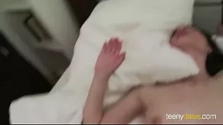 nungxxx18+คลิปเด็ดเย็ดเสียววัยรุ่น ใช้นิ้วแหย่รูยังแน่นนิ้วขนาดนี้